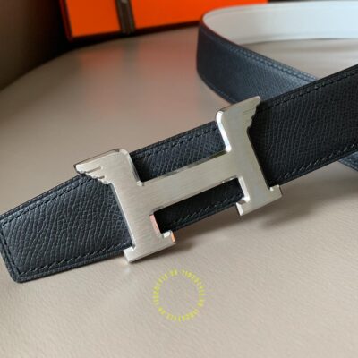 Thiết kế của thắt lưng Hermes trắng đen Like Auth