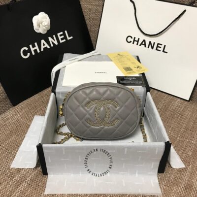 Túi đeo chéo Chanel