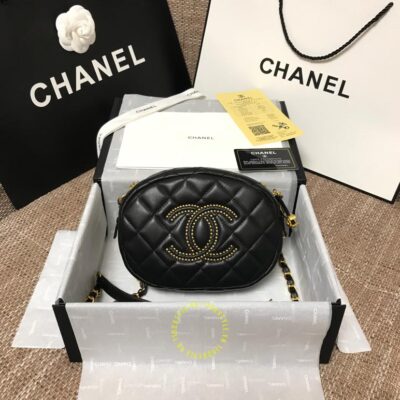 Túi đeo chéo Chanel