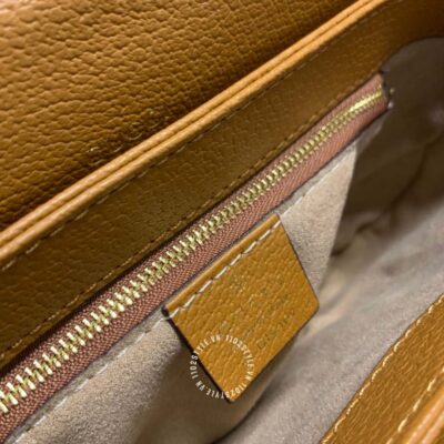 Hướng dẫn bảo quản túi xách Gucci 1955 Horsebit Shoulder Bag.