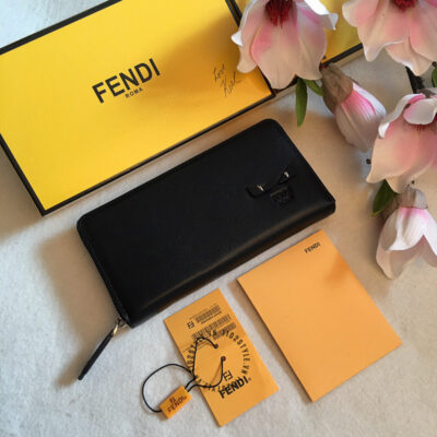 Ví Fendi