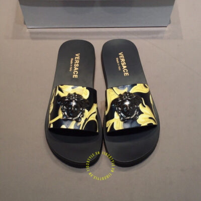 dép quai ngang versace