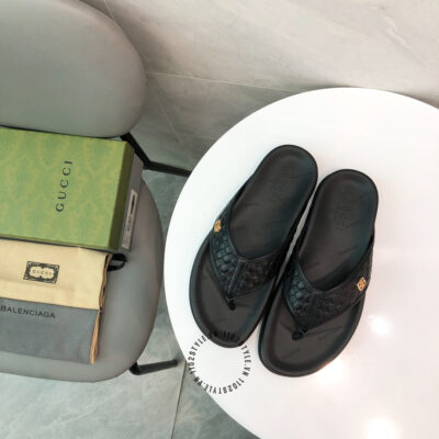 Dép xỏ ngón nam Gucci