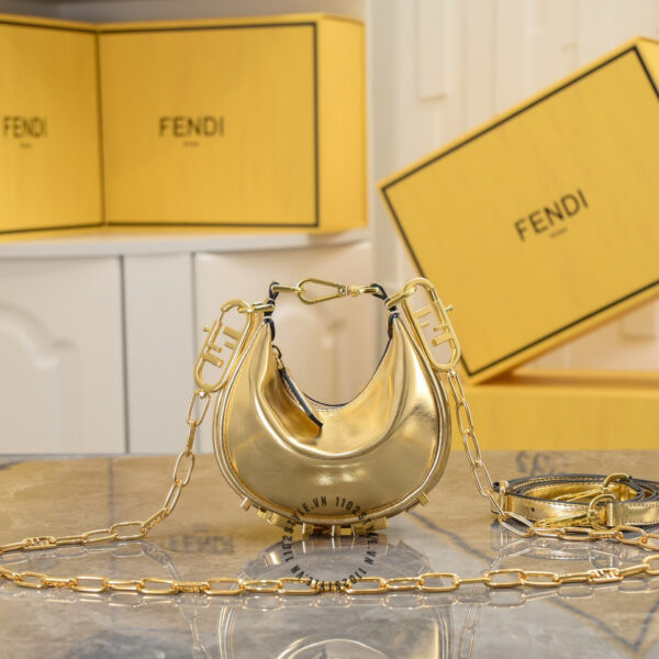Túi fendi fake