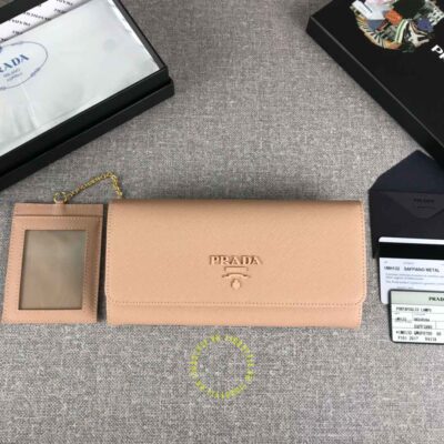 ví cầm tay nữ prada