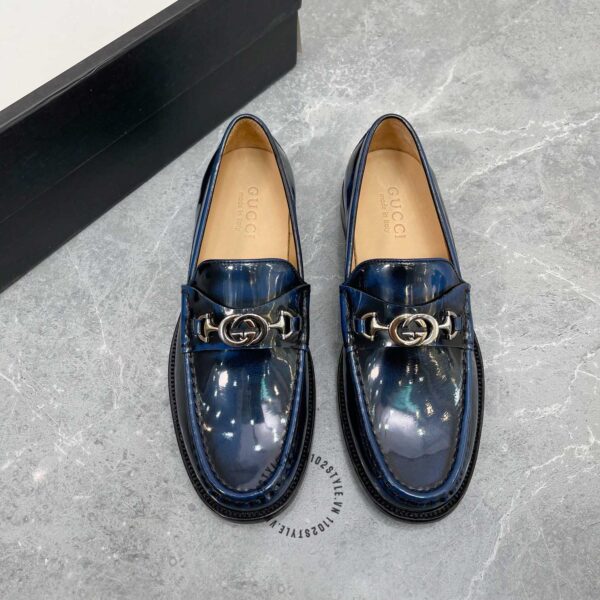 Giới thiệu về mẫu giày lười Gucci nam màu xanh da bóng like auth