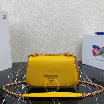 túi đeo chéo nữ prada