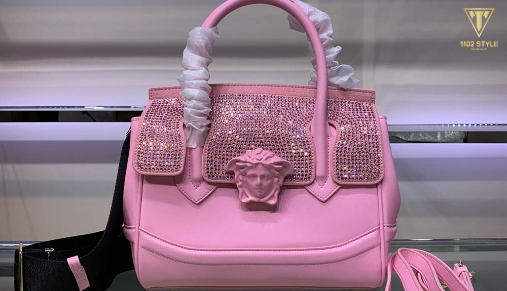 Túi đeo chéo Versace nữ Like Auth màu hồng 