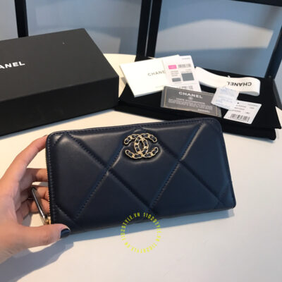 ví dài chanel
