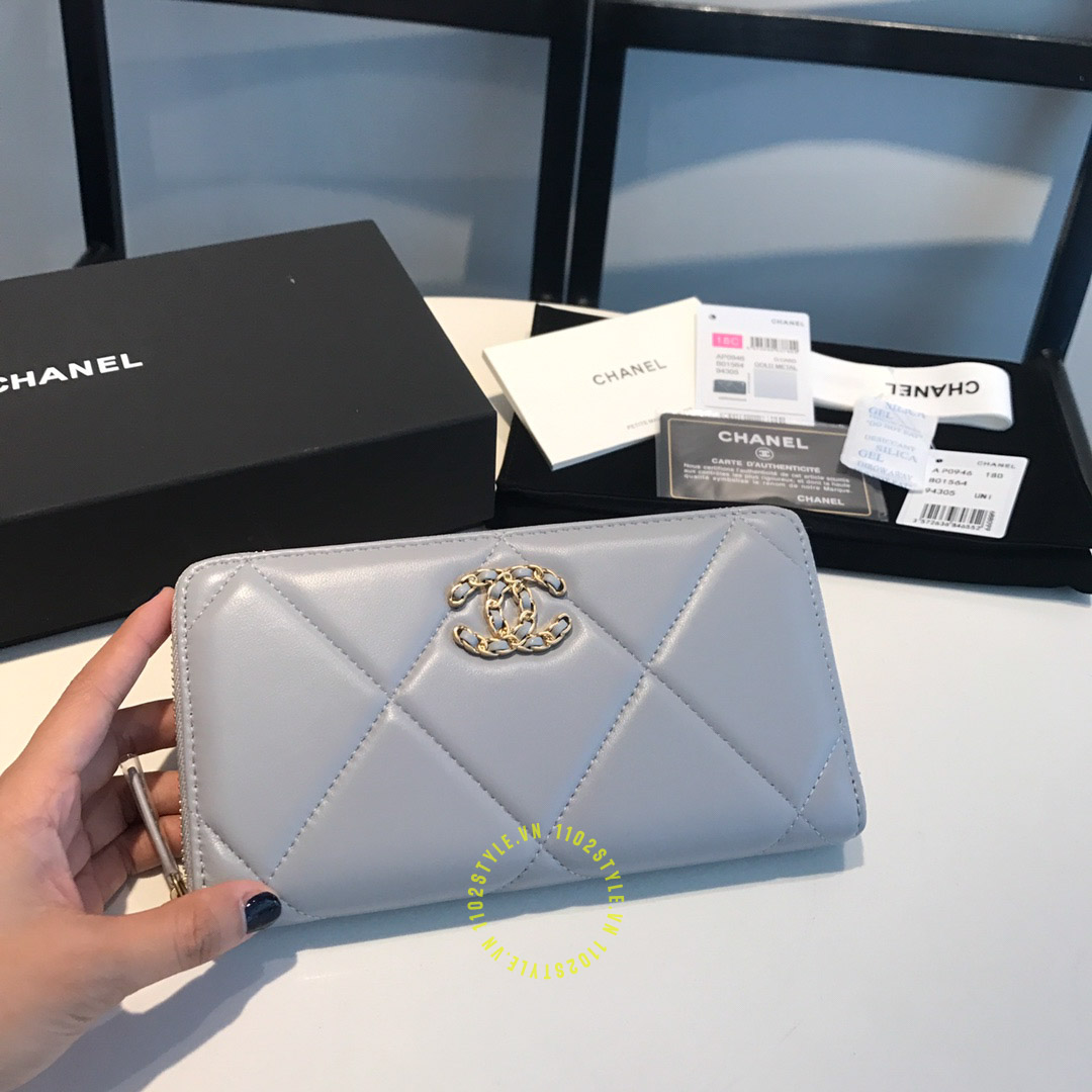 ví dài chanel
