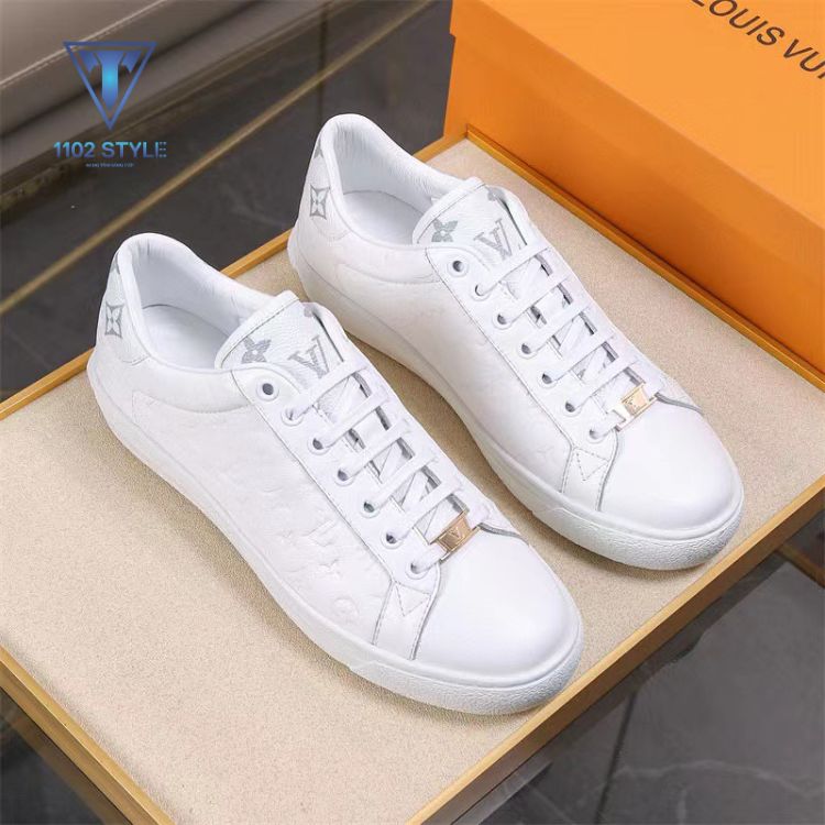 cách giặt giày trắng không bị ố vàng