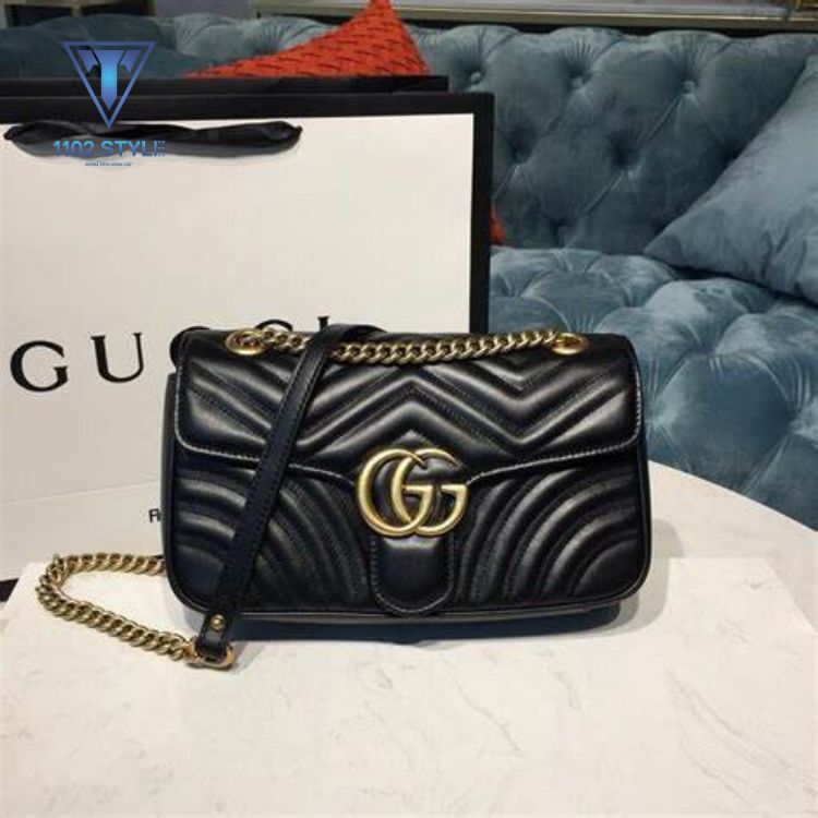 phối đồ với giày loafer nữ