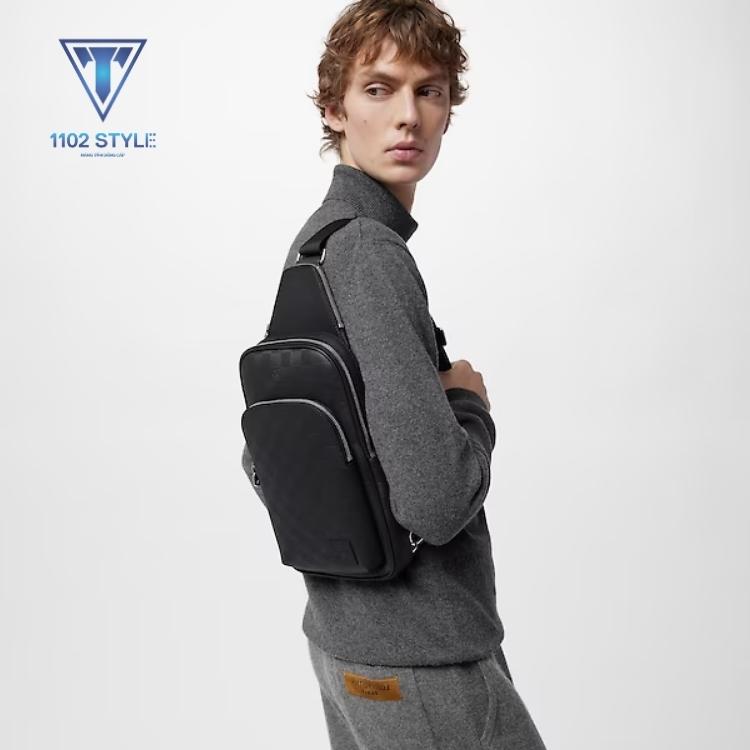 Mùa đông không lạnh với áo len quần jogger phối đeo chéo