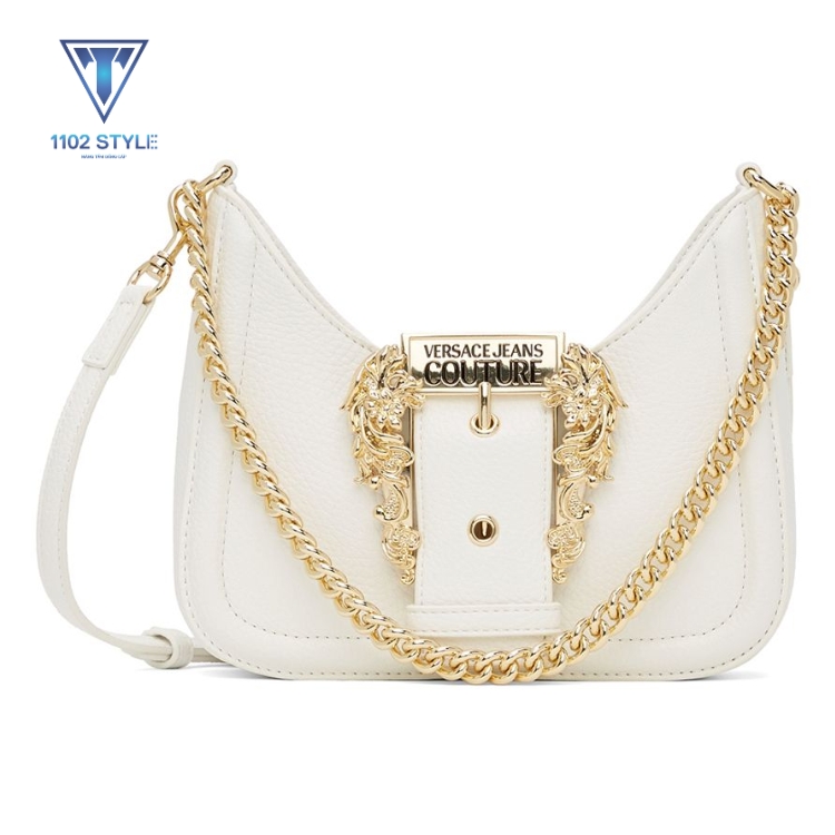 Túi Versace thời trang - phối đồ với túi xách màu trắng