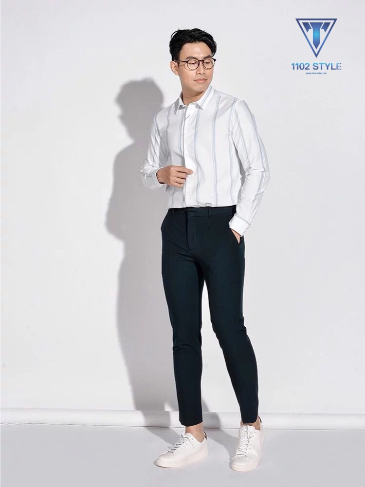 quần âu đi giày gì