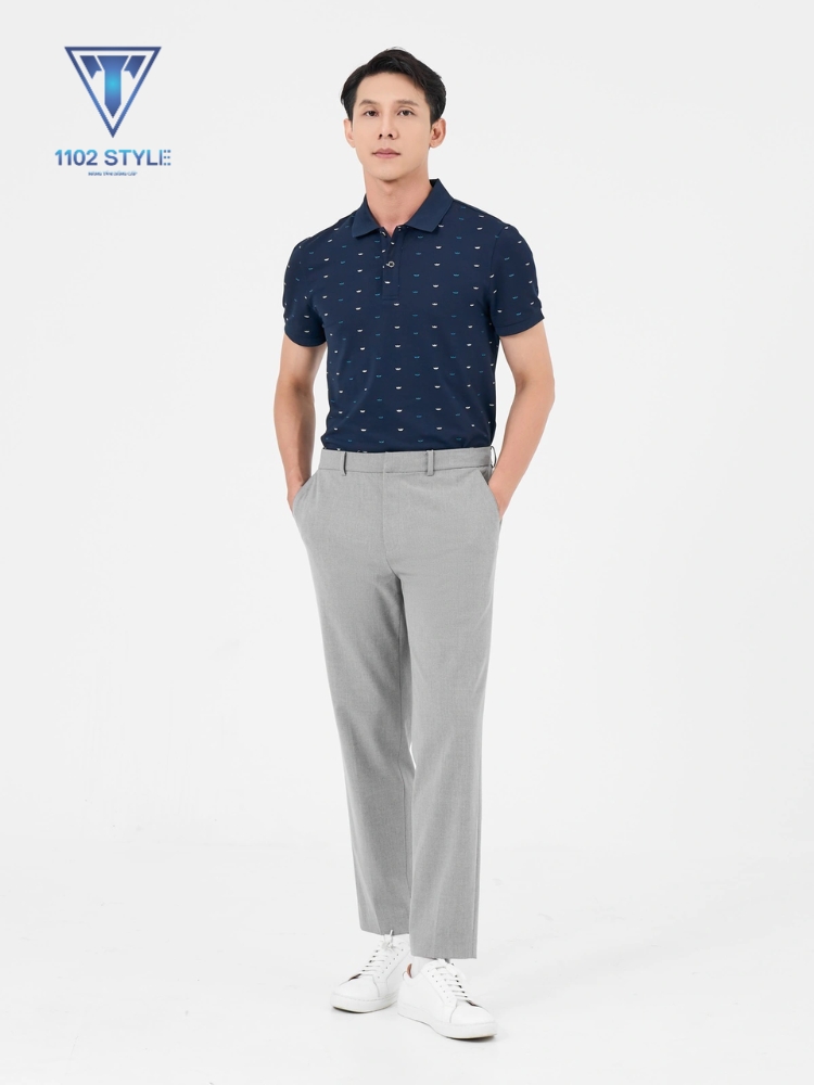 quần tây phối giày sneaker
