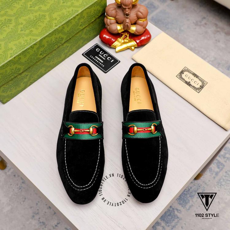 Cách vệ sinh giày gucci