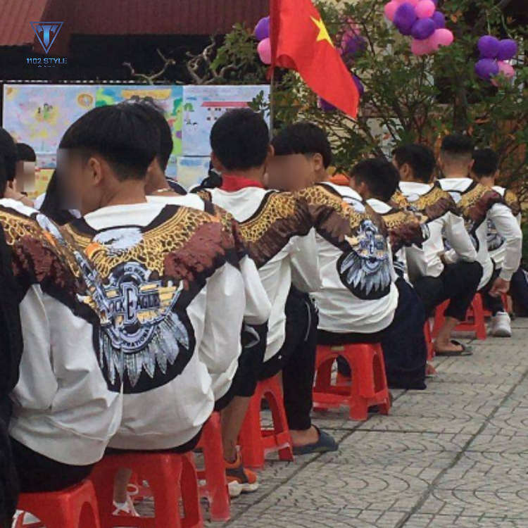 Áo khoác đại bàng