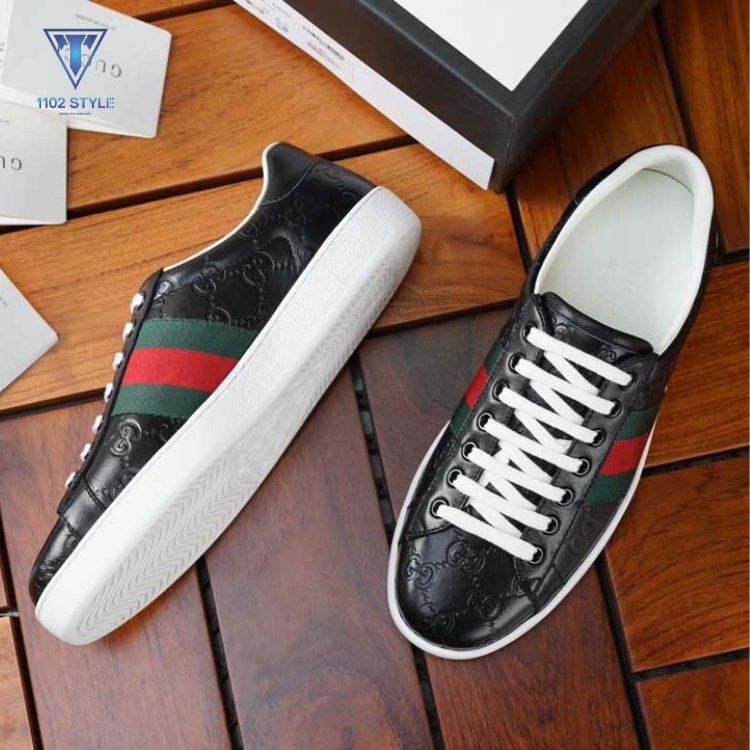 Các yếu tố ảnh hưởng đến size giày Gucci nam