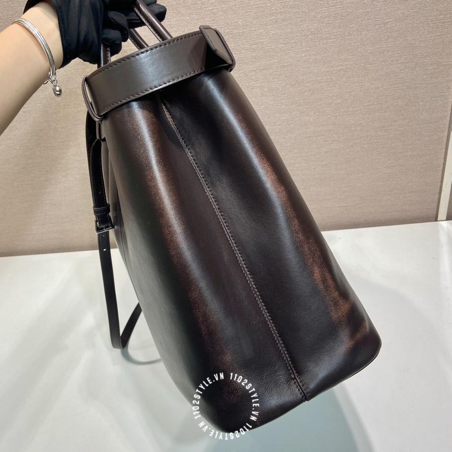 Prada Tui Den (6)