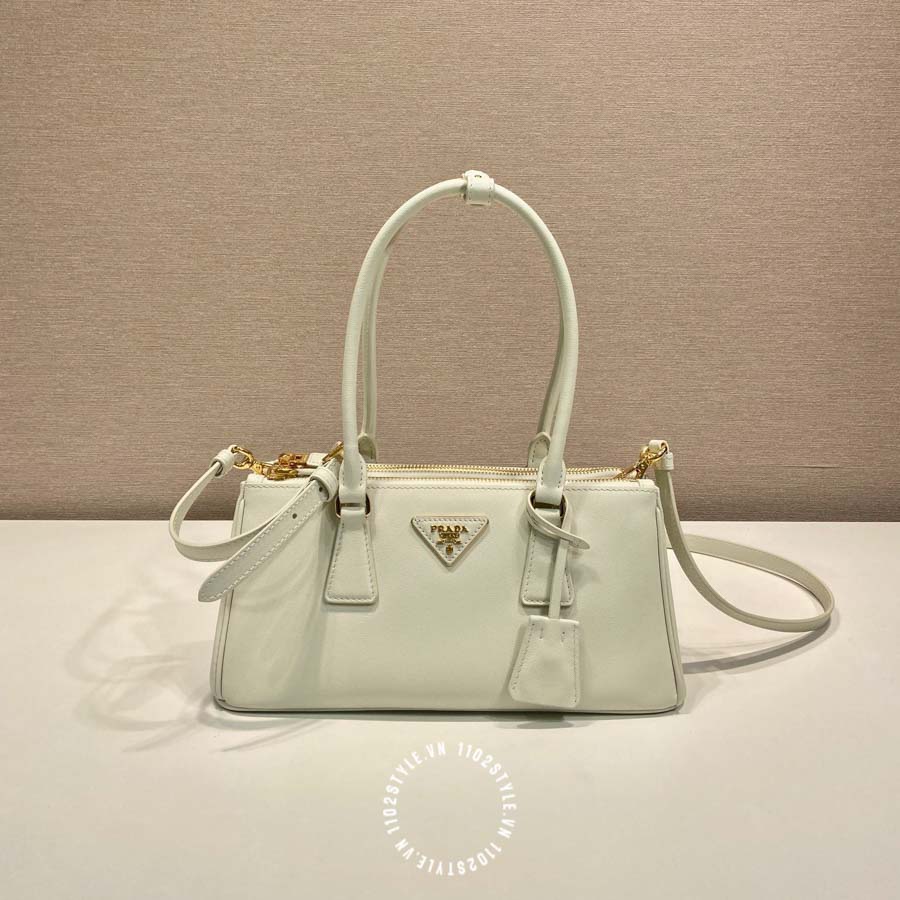 Prada Tui Mau Trang (1)