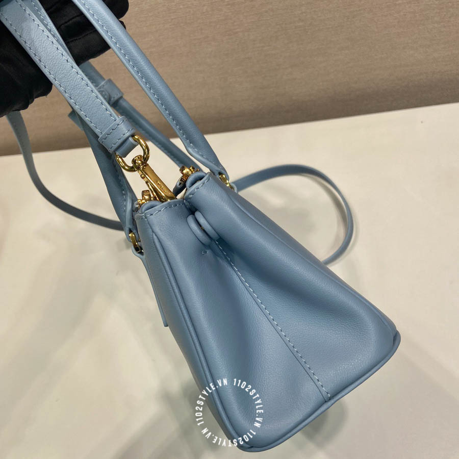 Prada Tui Mau Xanh (4)