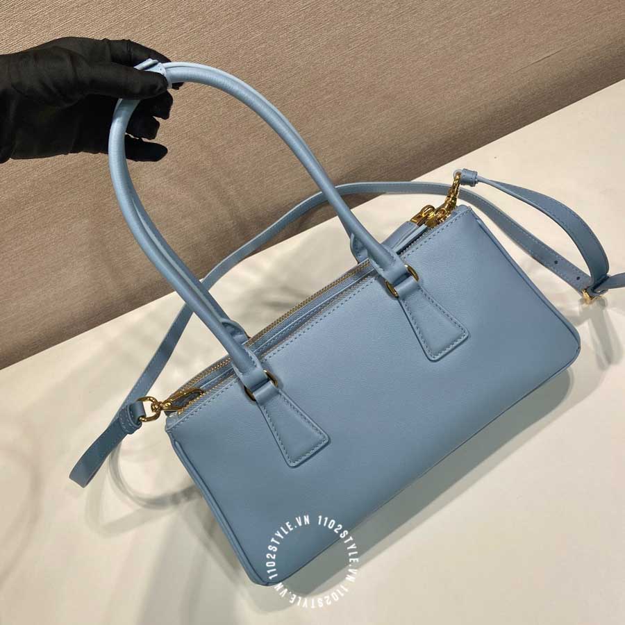Prada Tui Mau Xanh (5)