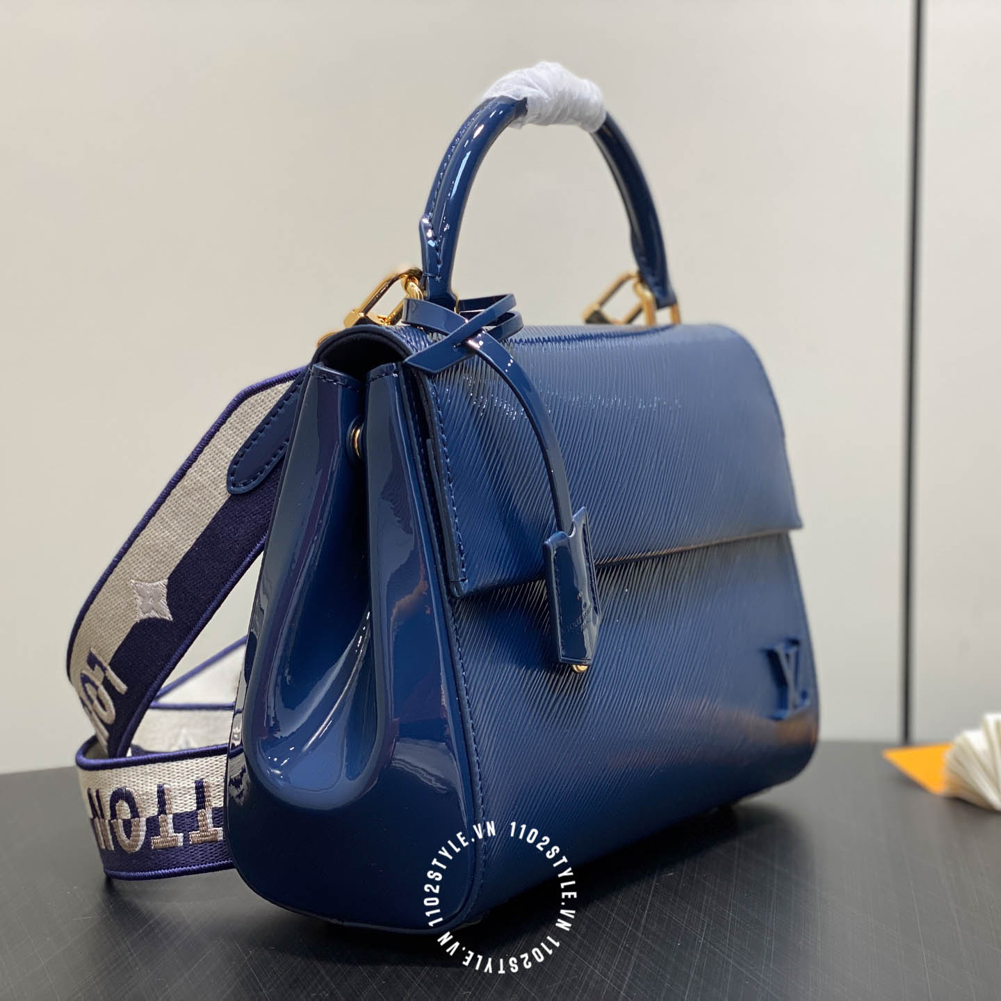 Tui Cheo Louis Vuitton (4)