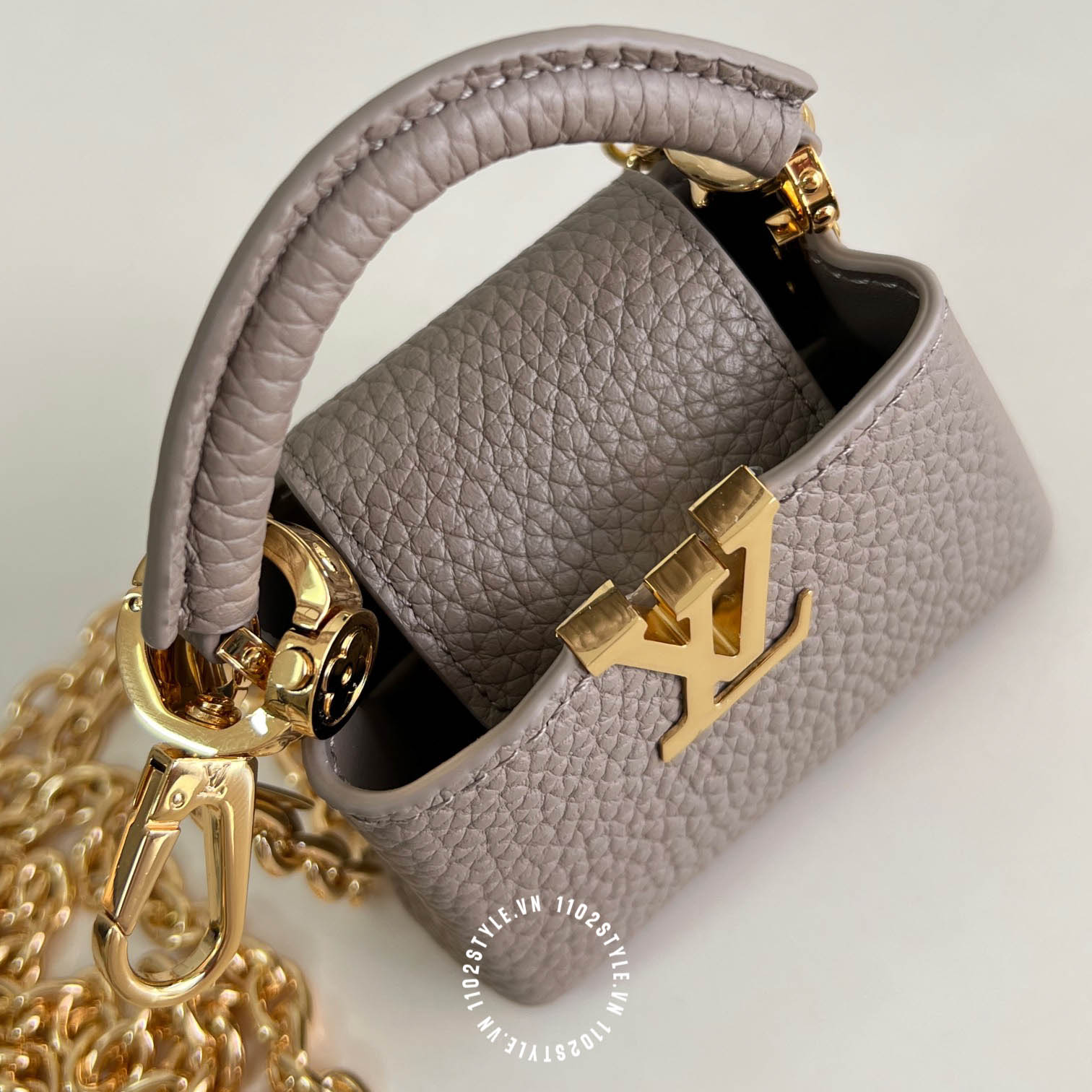 Tui Deo Cheo Louis Vuitton Nam (4)
