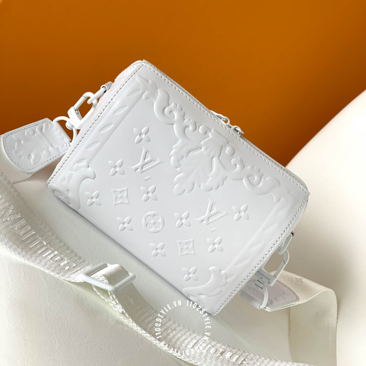 Tui Deo Cheo Nam Hang Hieu Louis Vuitton (4)