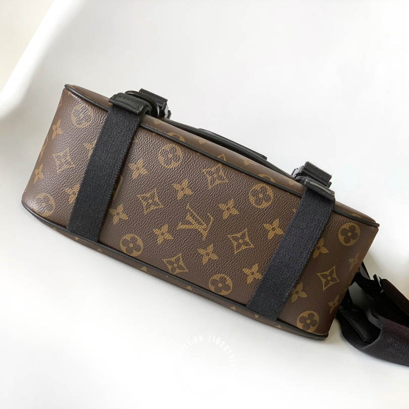 Tui Deo Cheo Nam Hang Hieu Louis Vuitton (5)