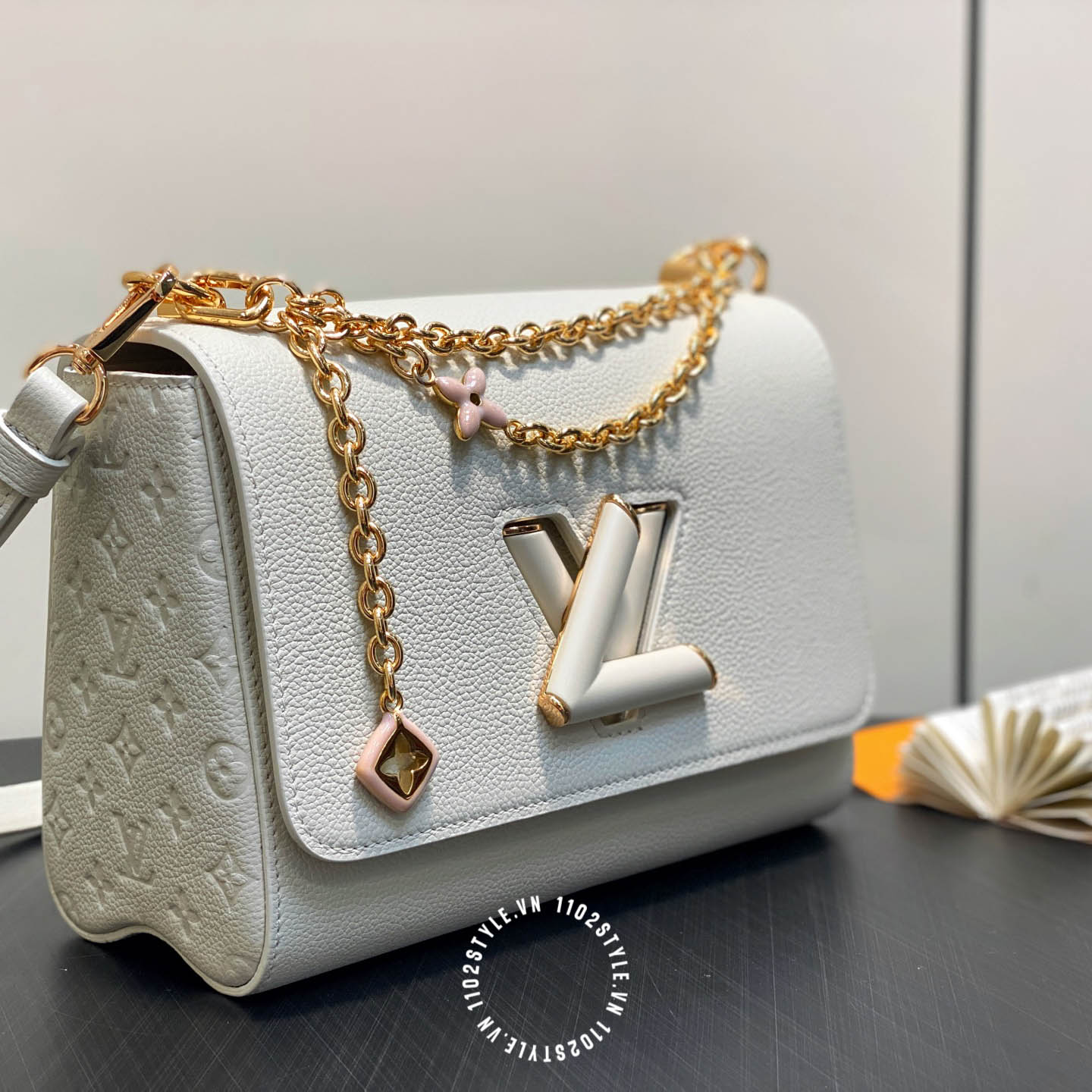 Tui Lv On The Go (3)