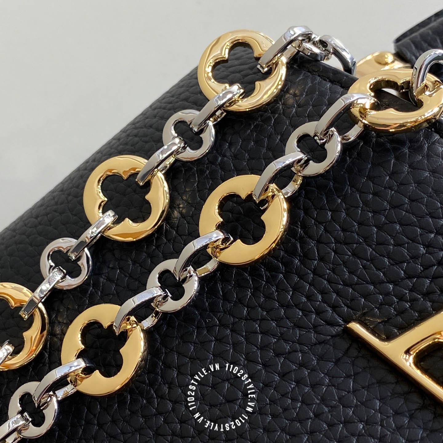 Tui Lv Pochette (4)