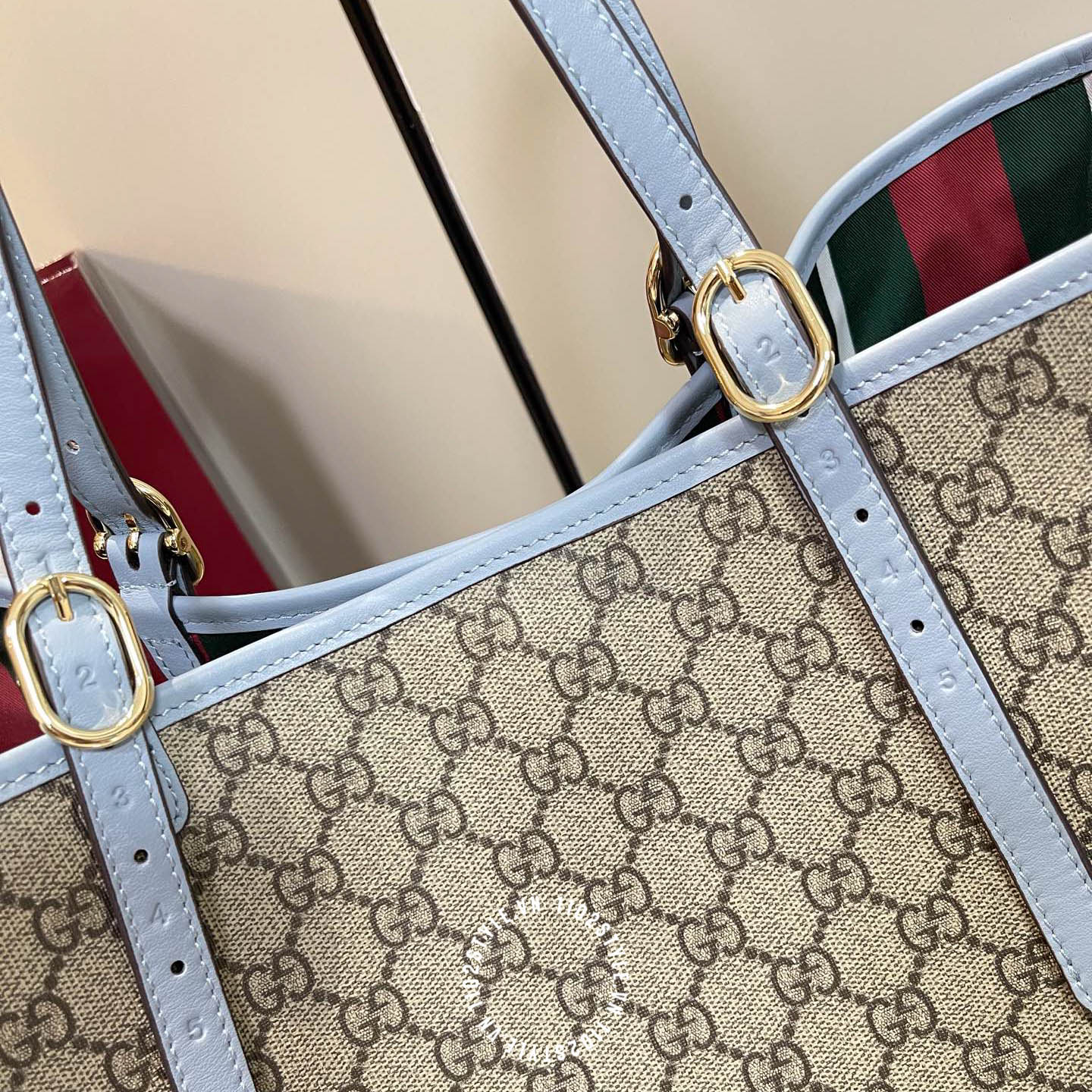 Tui Xach Nam Gucci (2)