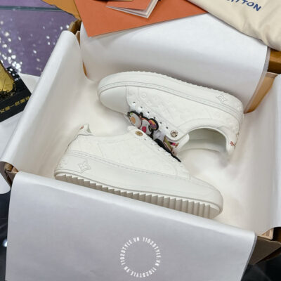 Gia 1 Doi Giay Louis Vuitton (2)