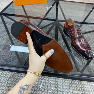 Gia 1 Doi Giay Louis Vuitton (6)