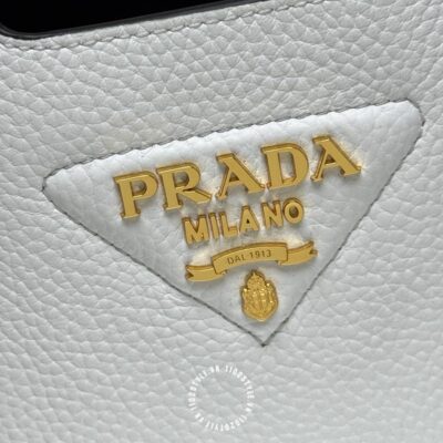 Prada Tui Mau Trang (4)