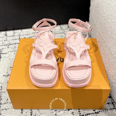 Sandal Louis Vuitton (1)