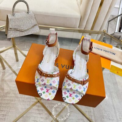 Sandal Lv (1)