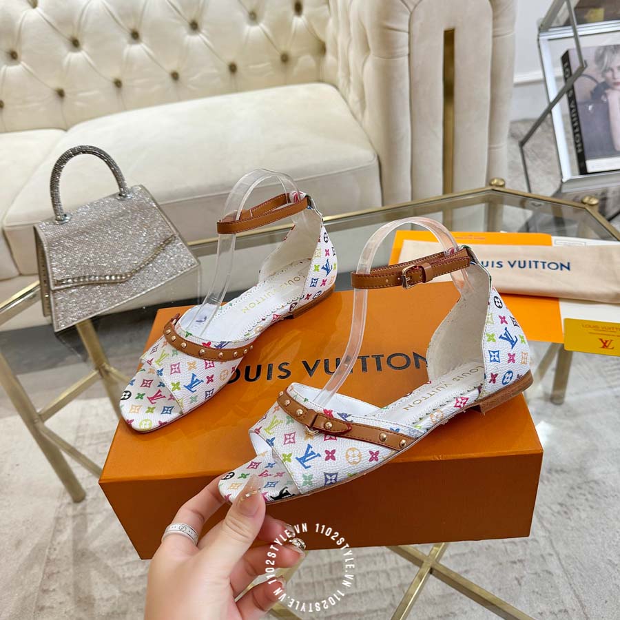Sandal Lv (2)