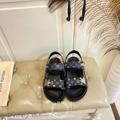 Sandal Lv Den (1)
