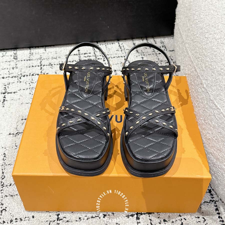 Sandal Lv Den (1)