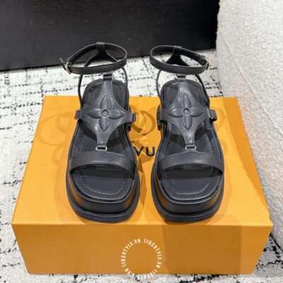 Sandal Lv Den (1)