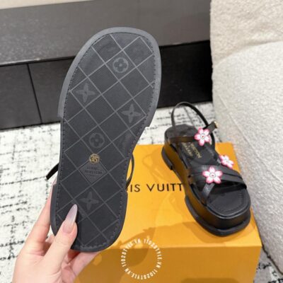 Sandal Lv Den (4)