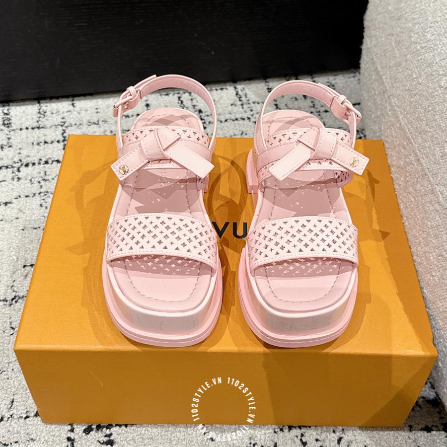 Sandal Lv Hong (1)