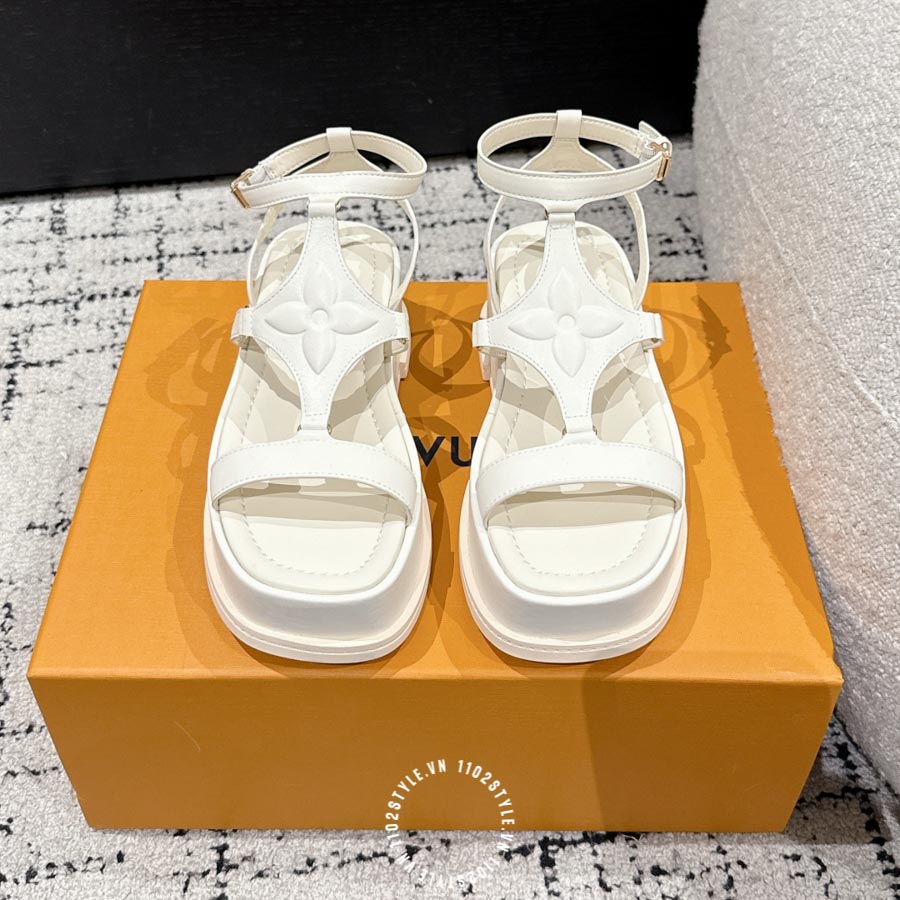 Sandal Lv Trang (1)