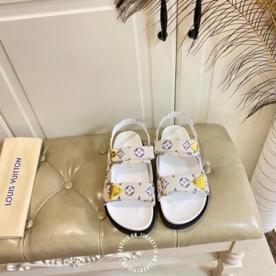 Sandal Nu (3)