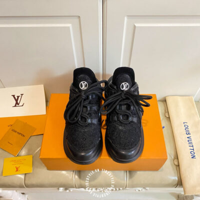 Sneaker Lv (1)
