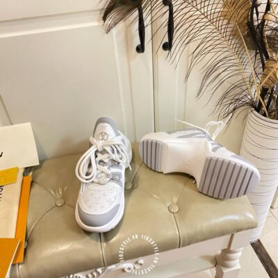 Sneaker Lv (2)
