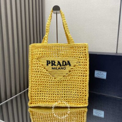 Tui Coi Prada Vang (1)